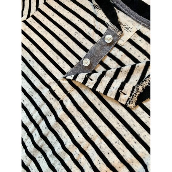 Sovereign Code Striped Long Sleeve Shirt - Picture 4 of 6